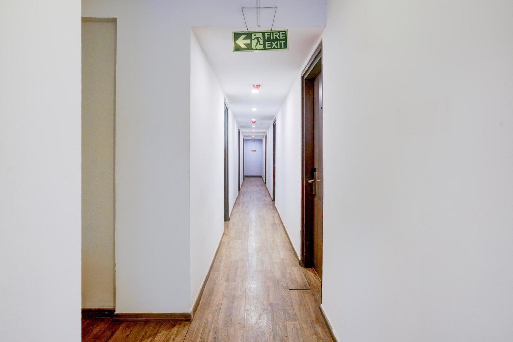 孟买 Townhouse Khar The Habitat酒店 外观 照片
